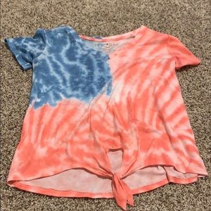 Red white and blue t shirt